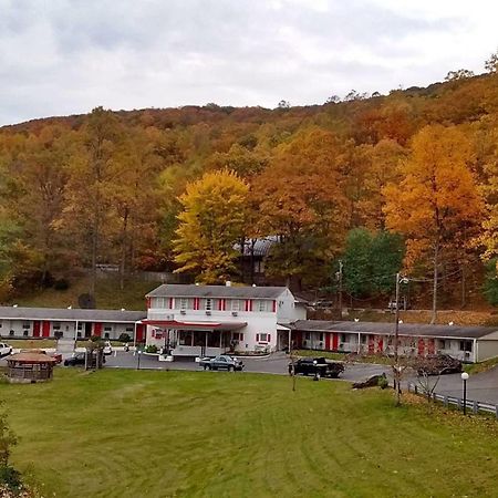 Colony House Motel Waynesboro Exterior photo